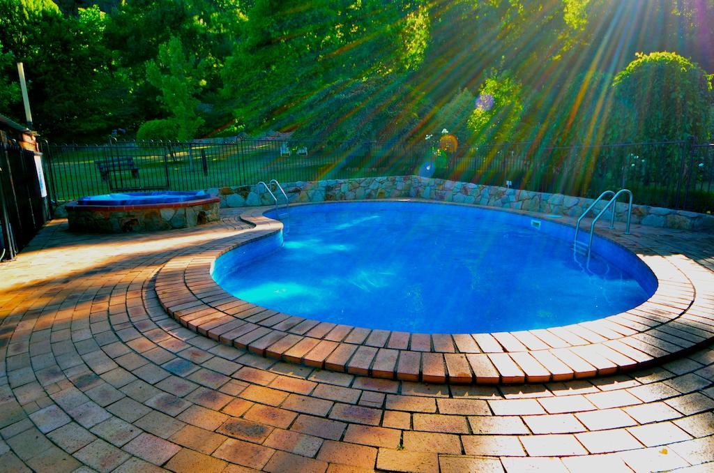 Chestnut Tree Holiday Units Bright Εξωτερικό φωτογραφία