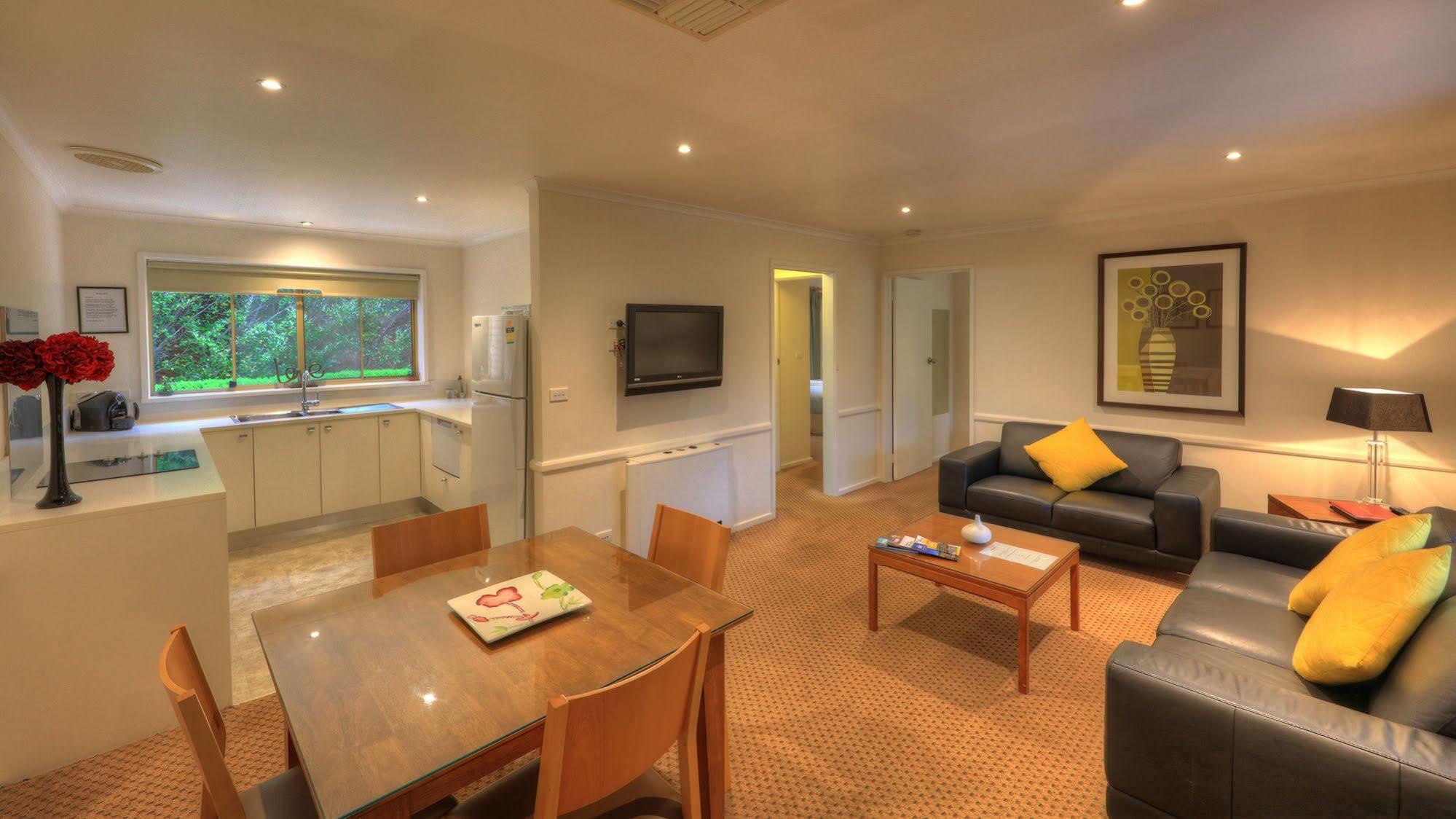 Chestnut Tree Holiday Units Bright Εξωτερικό φωτογραφία