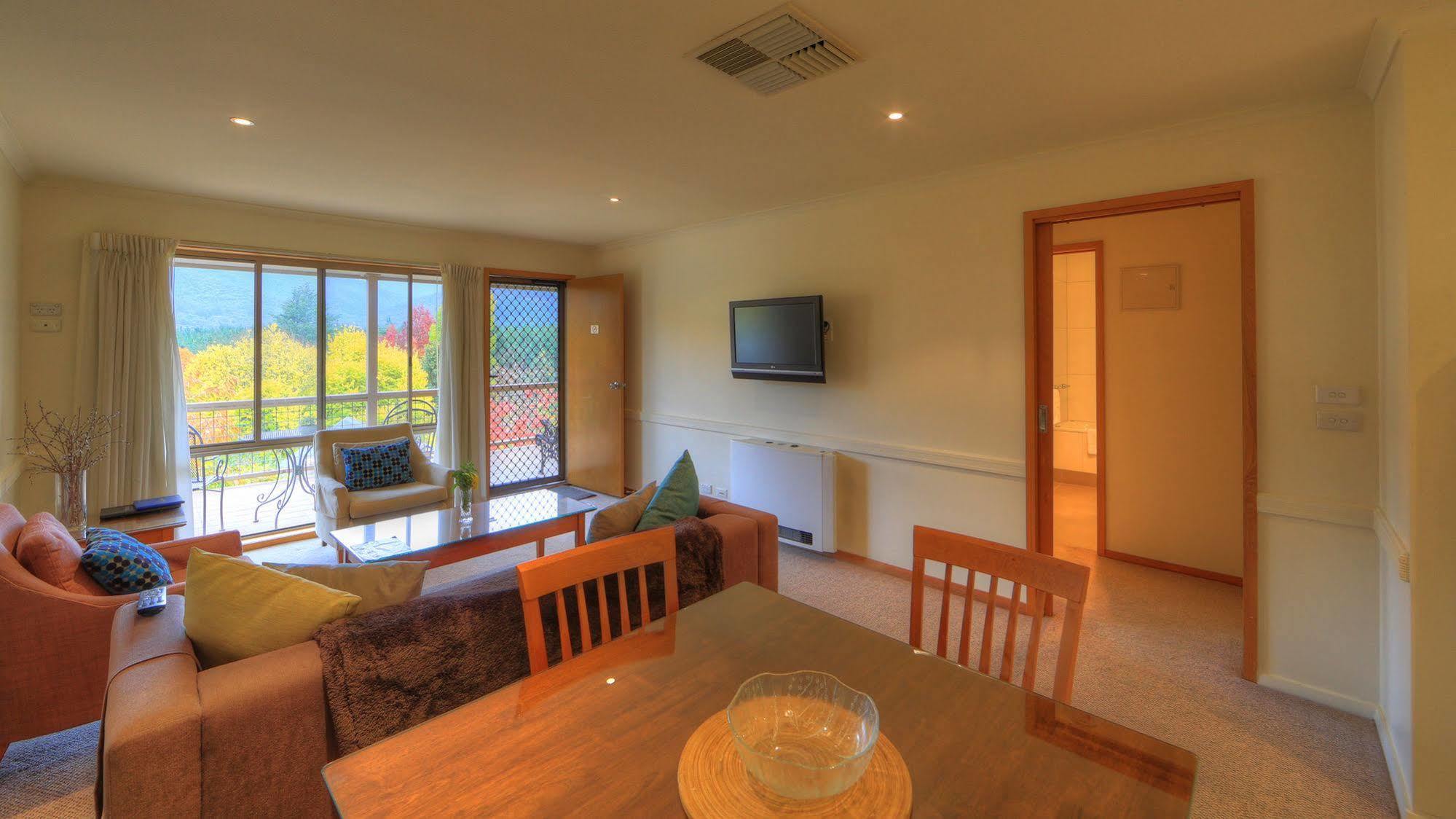 Chestnut Tree Holiday Units Bright Εξωτερικό φωτογραφία